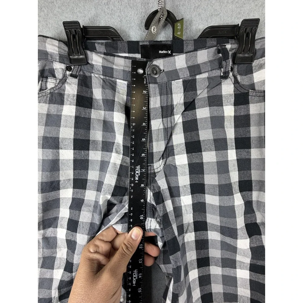 Hurley Shorts Mens 30 Gray Check Plaid‎ Chino Cotton Casual Summer Pockets
